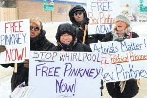 pt.2016.03.12_pinkneyProtest