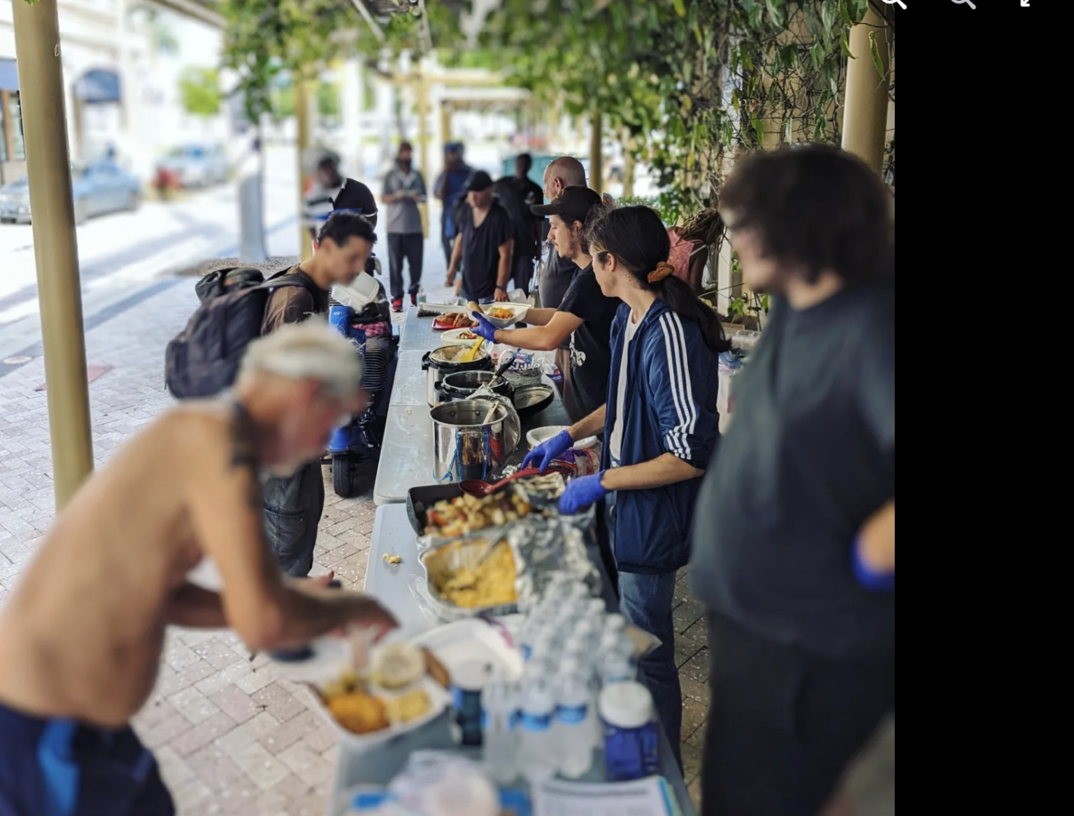House Less Org Florida Activists Face charges For Sharing Food With Houseless ...