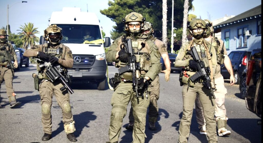 ICE agents raising local establishment in San Diego