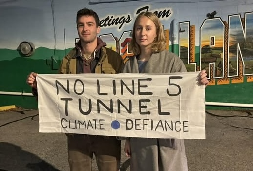 Climate Activists Demand Mich. Governor Stop Line 5